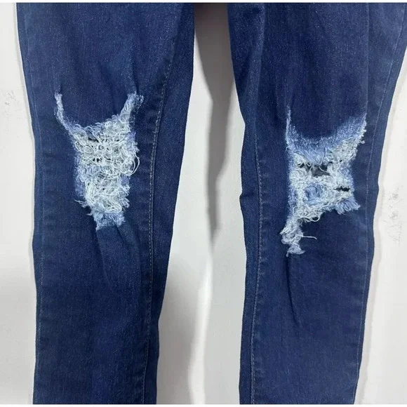 NWT PrettyLittleThing Denim Dark Wash Hi Rise 5 Pocket Skinny Jeans Sz 0 Ripped - Picture 3 of 11